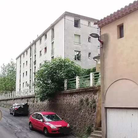 L'hirondelle Apartman *